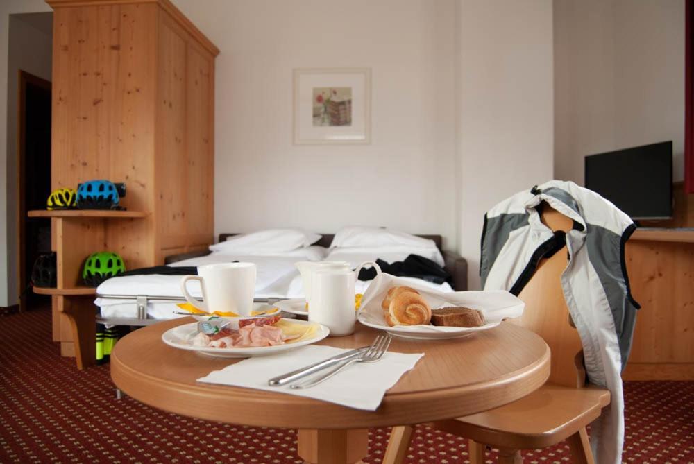 Olimpionico Hotel Castello-Molina di Fiemme Екстериор снимка